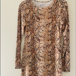 Smith dress by Reformation. Mamba print. Size medium.